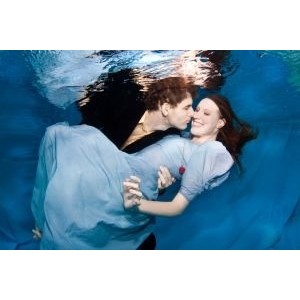 Name:  going in for a kiss.jpg
Views: 962
Size:  18.4 KB