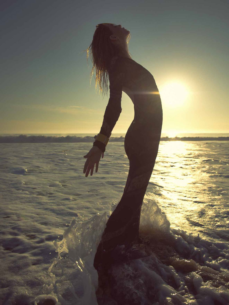 Name:  angela-lindvall-model5.jpg
Views: 413
Size:  124.1 KB