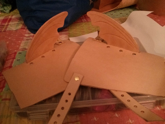 Name:  Mermaid Bracers WIP 1.png
Views: 516
Size:  446.8 KB