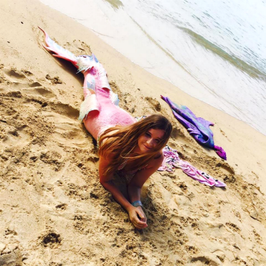 Name:  merm2.jpg
Views: 847
Size:  735.5 KB