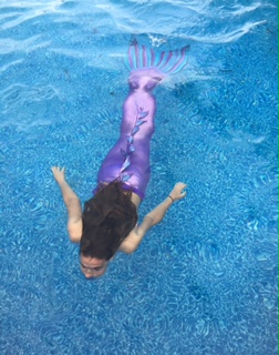 Name:  mermaid swimming 2.jpg
Views: 855
Size:  47.7 KB