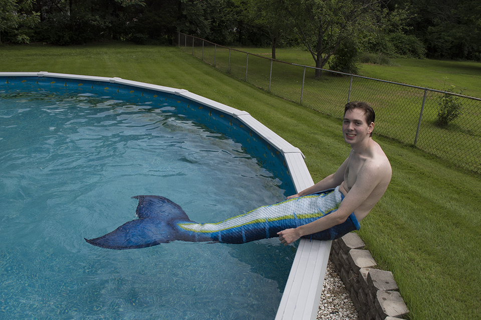 Name:  me_tail.jpg
Views: 898
Size:  639.5 KB