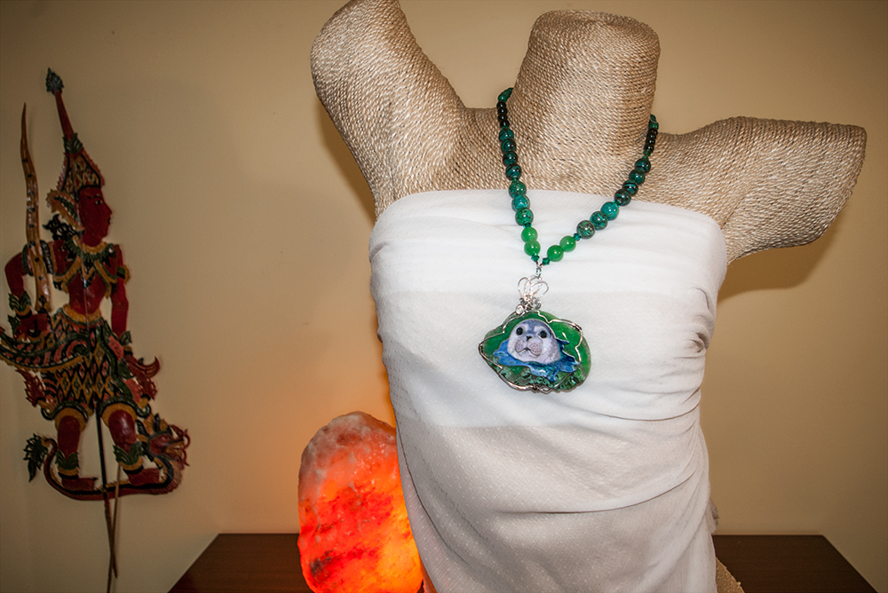 Name:  Harbor seal necklace 2-2.jpg
Views: 286
Size:  457.7 KB