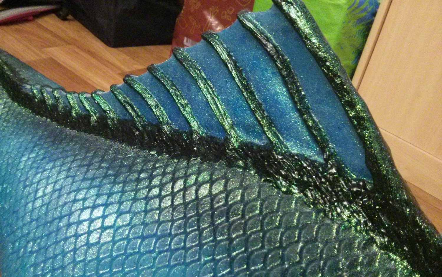 Name:  dorsal fin glued.jpg
Views: 524
Size:  654.3 KB