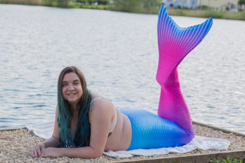 Name:  lake-mermaiding-12.jpg
Views: 581
Size:  38.8 KB