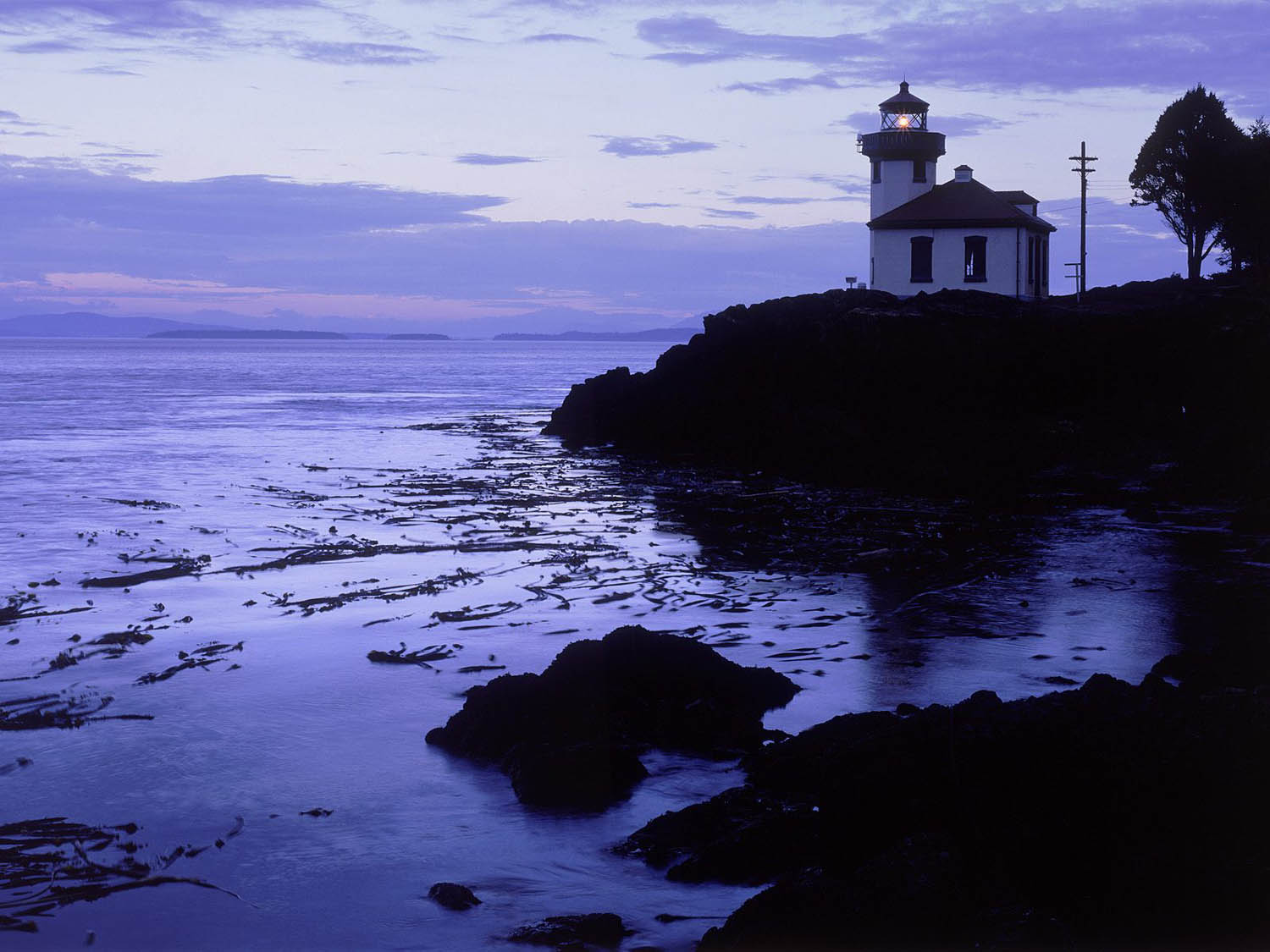 Name:  Lime Kiln Point State Park Lighthouse, San Juan Island, Washington.jpg
Views: 2263
Size:  179.2 KB